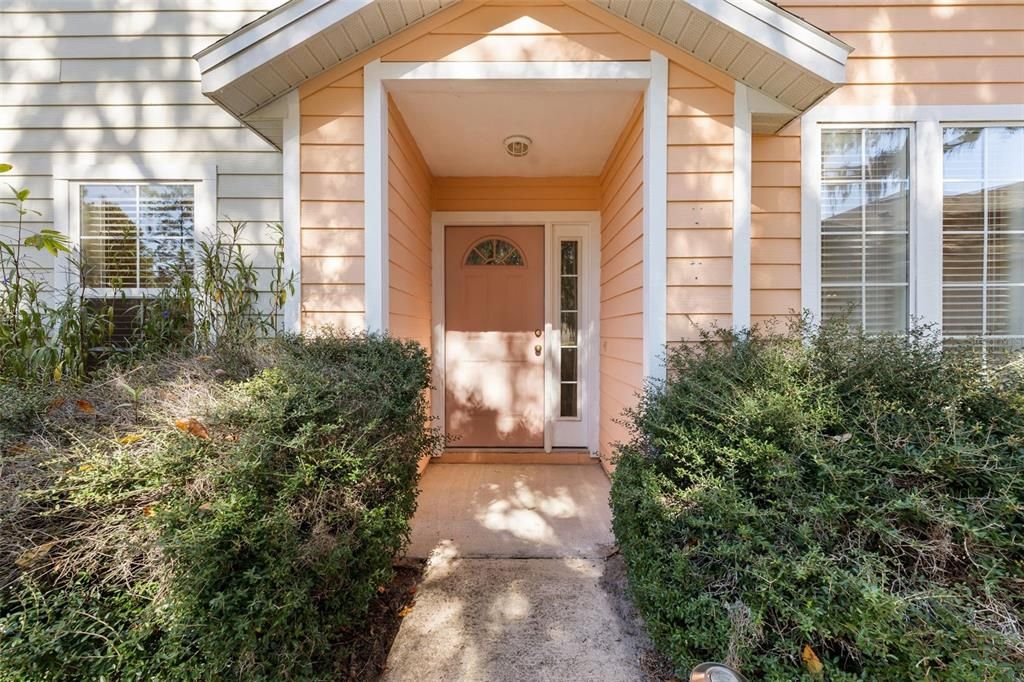 待售: $245,000 (2 贝兹, 2 浴室, 1243 平方英尺)