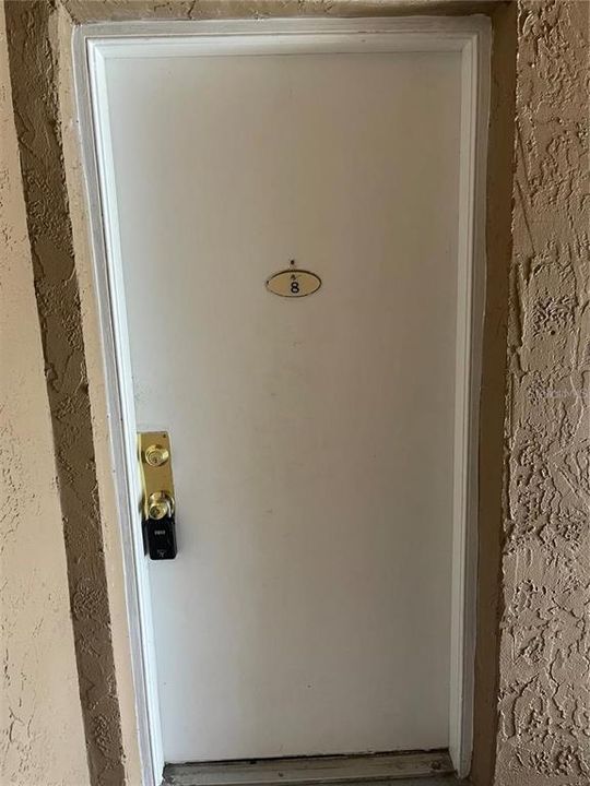 В аренду: $1,750 (2 спален, 2 ванн, 905 Квадратных фут)