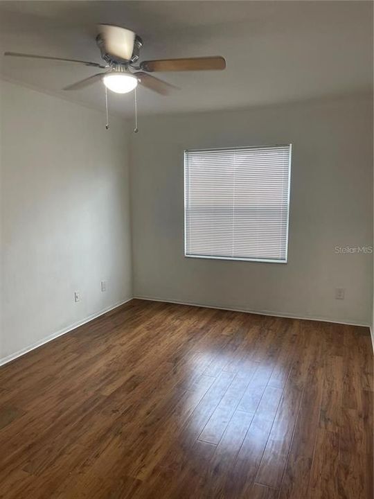 В аренду: $1,750 (2 спален, 2 ванн, 905 Квадратных фут)