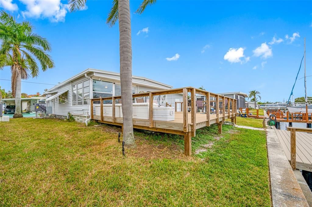 На продажу: $249,900 (2 спален, 2 ванн, 1008 Квадратных фут)