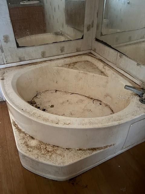 Activo con contrato: $130,000 (3 camas, 2 baños, 1620 Pies cuadrados)