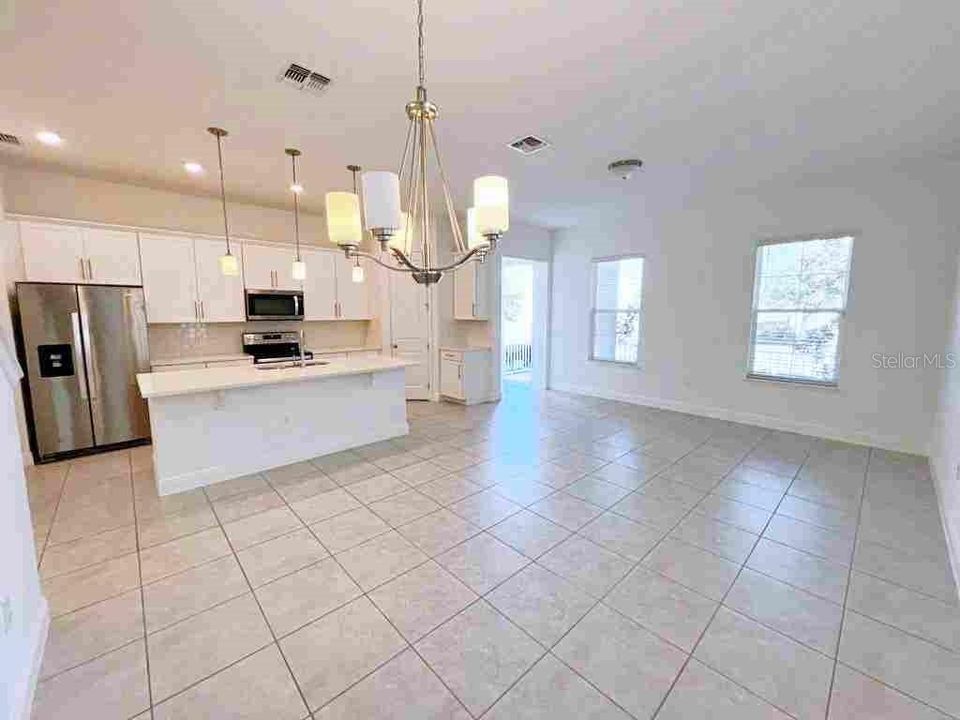 出租: $2,900 (3 贝兹, 2 浴室, 1745 平方英尺)