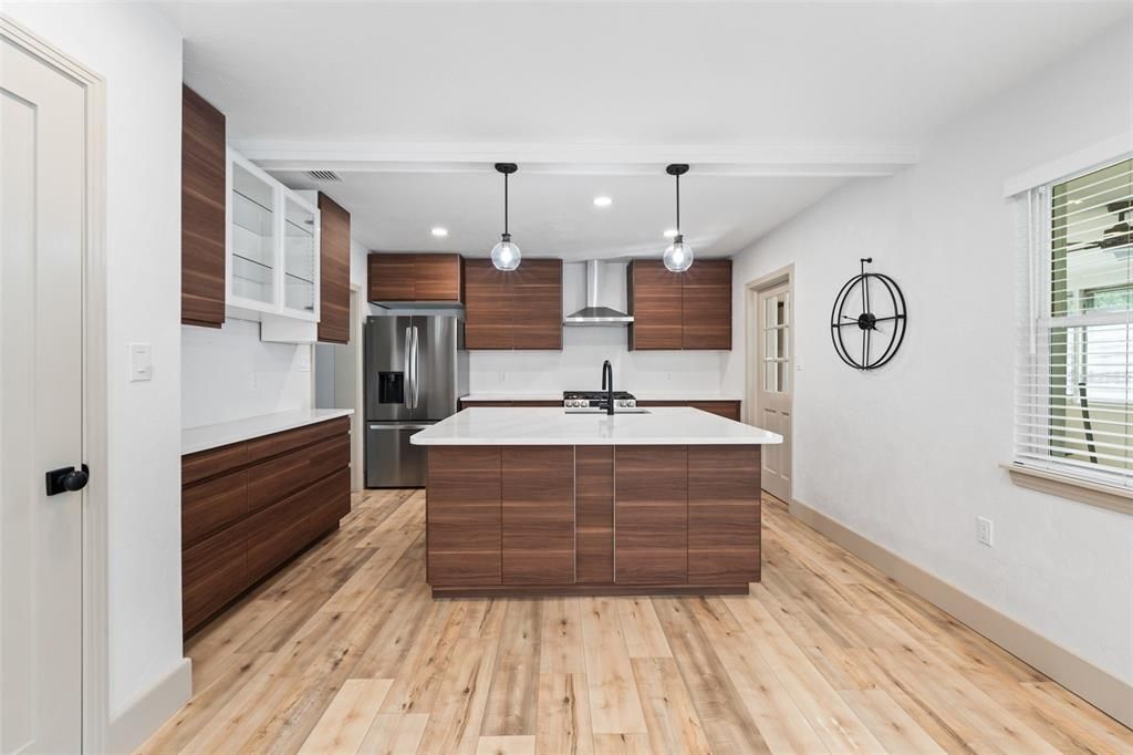 For Sale: $441,000 (3 beds, 2 baths, 1725 Square Feet)