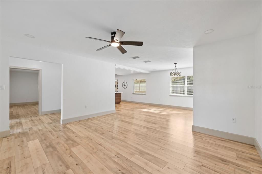 For Sale: $441,000 (3 beds, 2 baths, 1725 Square Feet)