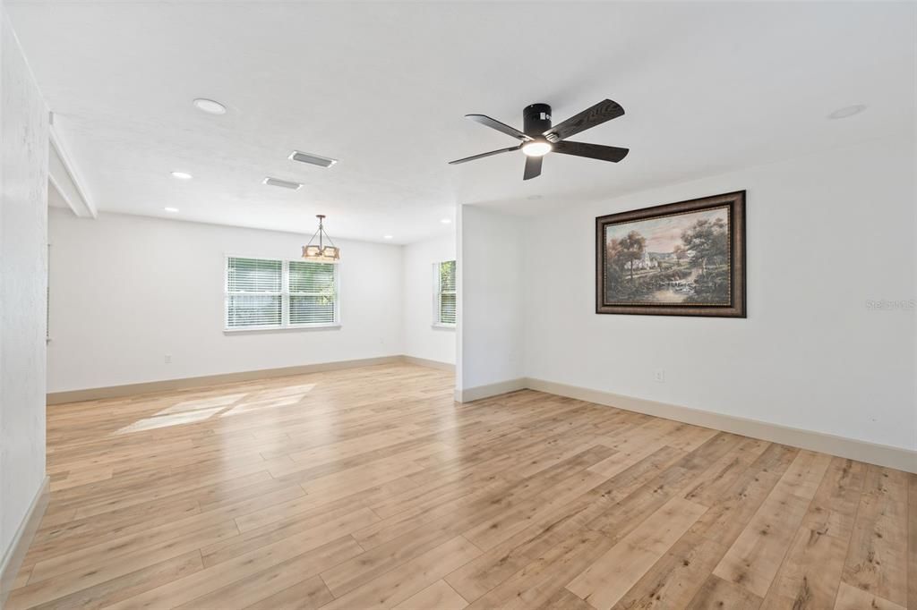 For Sale: $441,000 (3 beds, 2 baths, 1725 Square Feet)