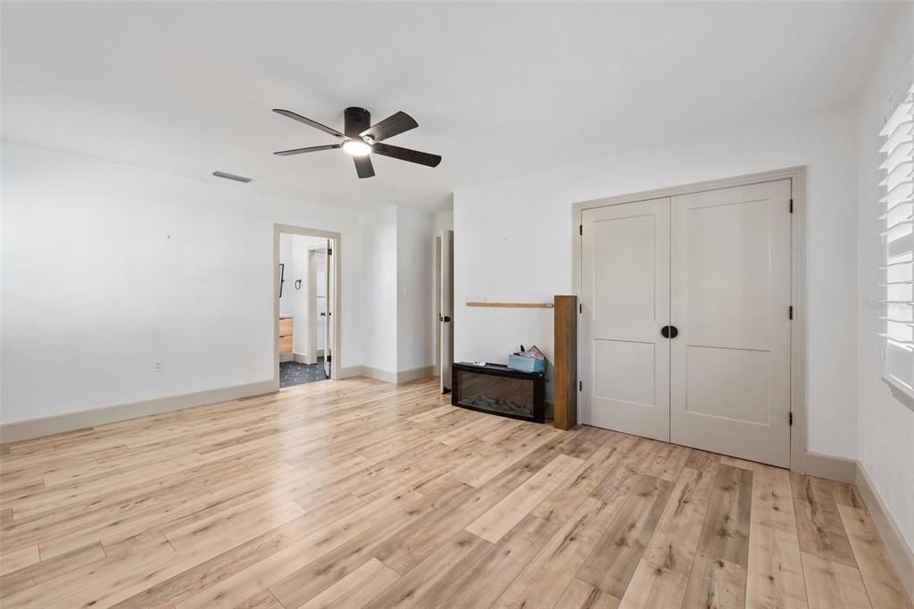 For Sale: $441,000 (3 beds, 2 baths, 1725 Square Feet)