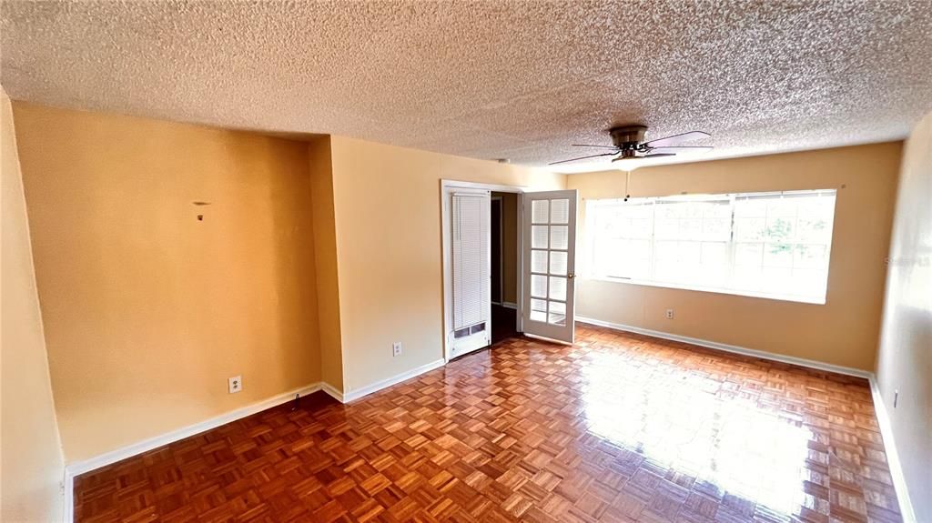 В аренду: $3,295 (3 спален, 2 ванн, 1747 Квадратных фут)