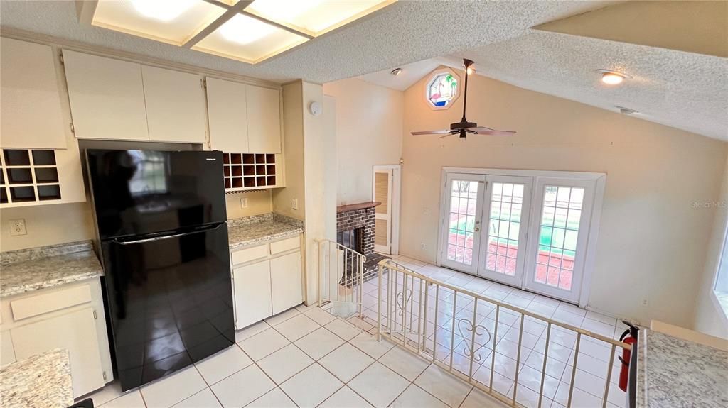 В аренду: $3,295 (3 спален, 2 ванн, 1747 Квадратных фут)