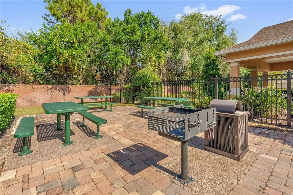 For Sale: $289,000 (3 beds, 2 baths, 1624 Square Feet)