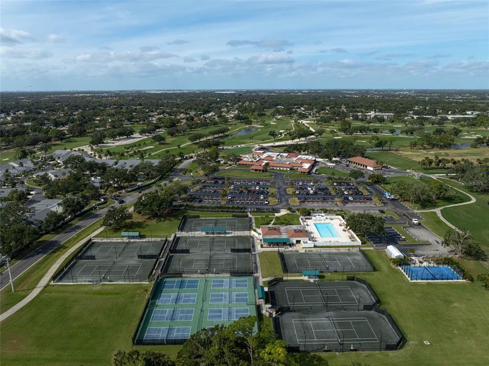 En Venta: $1,050,000 (3 camas, 3 baños, 2595 Pies cuadrados)