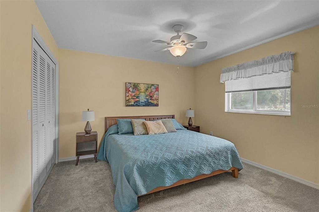 En Venta: $1,050,000 (3 camas, 3 baños, 2595 Pies cuadrados)