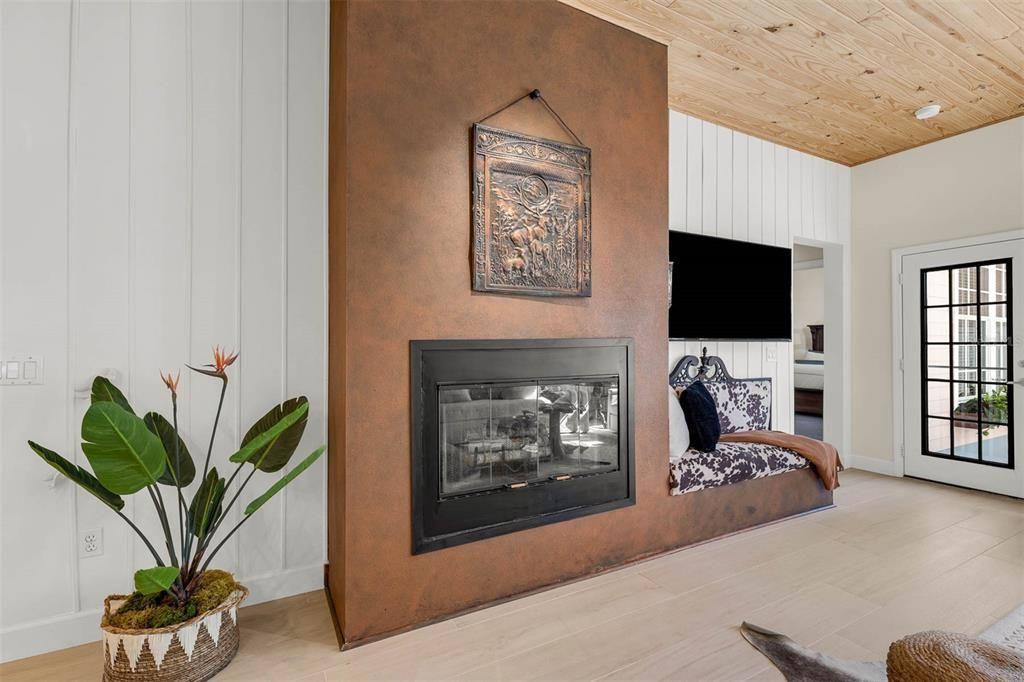 合同活跃: $949,000 (3 贝兹, 2 浴室, 1860 平方英尺)