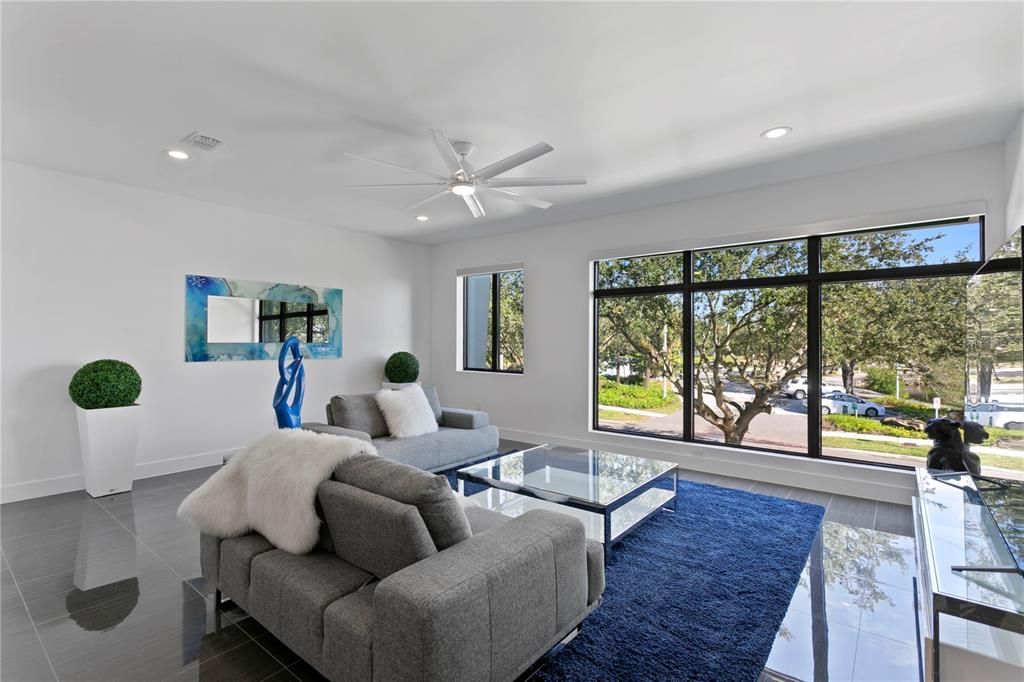 For Sale: $1,995,000 (4 beds, 3 baths, 3041 Square Feet)