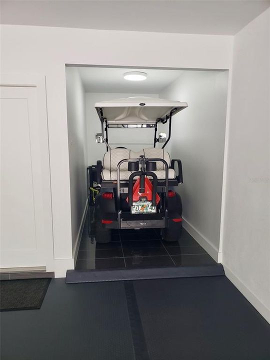 For Sale: $1,995,000 (4 beds, 3 baths, 3041 Square Feet)