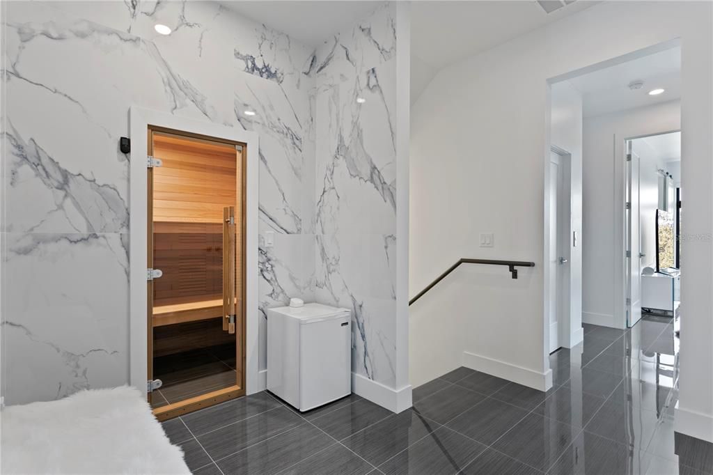 For Sale: $1,995,000 (4 beds, 3 baths, 3041 Square Feet)