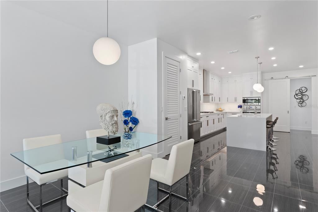 For Sale: $1,995,000 (4 beds, 3 baths, 3041 Square Feet)