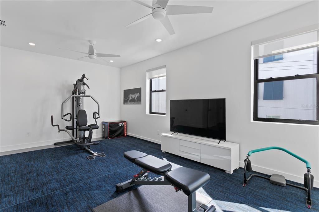 For Sale: $1,995,000 (4 beds, 3 baths, 3041 Square Feet)