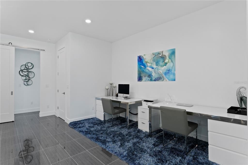 For Sale: $1,995,000 (4 beds, 3 baths, 3041 Square Feet)