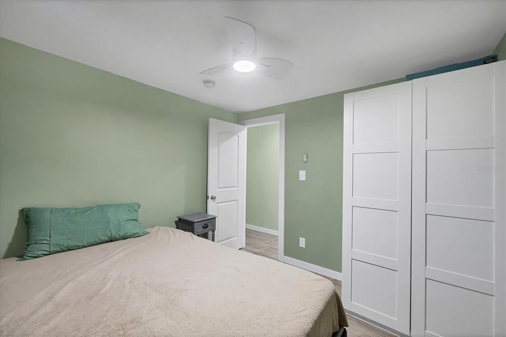 待售: $149,000 (2 贝兹, 1 浴室, 783 平方英尺)