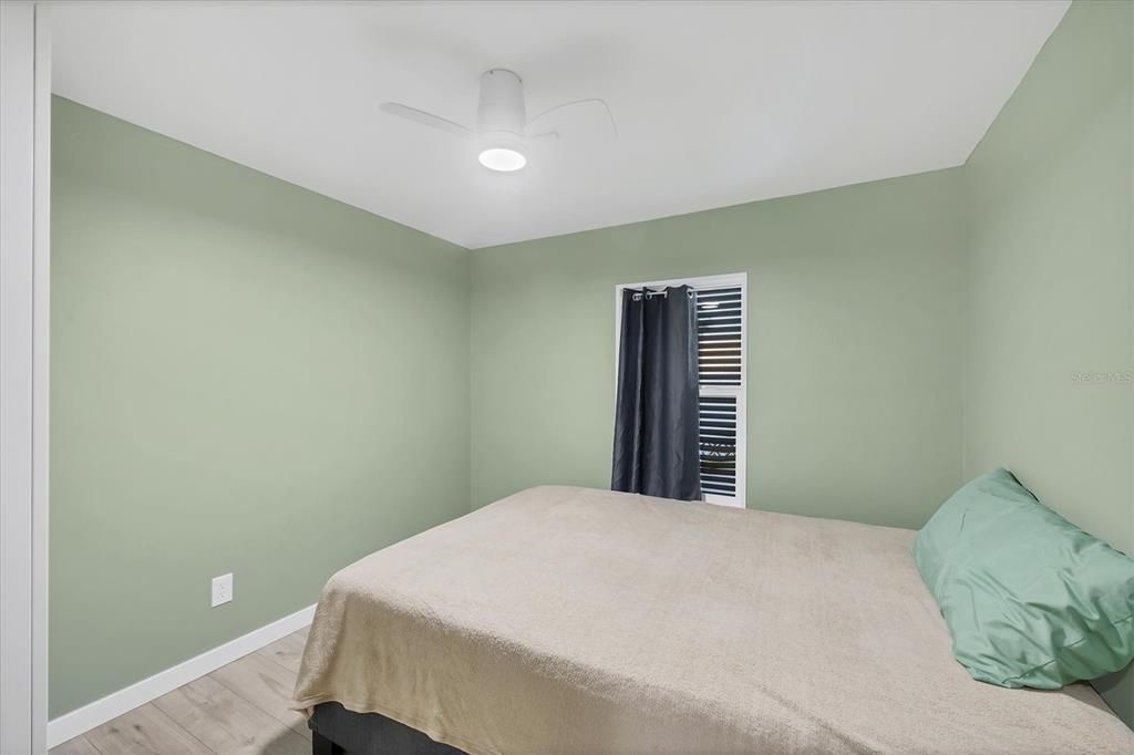 待售: $149,000 (2 贝兹, 1 浴室, 783 平方英尺)