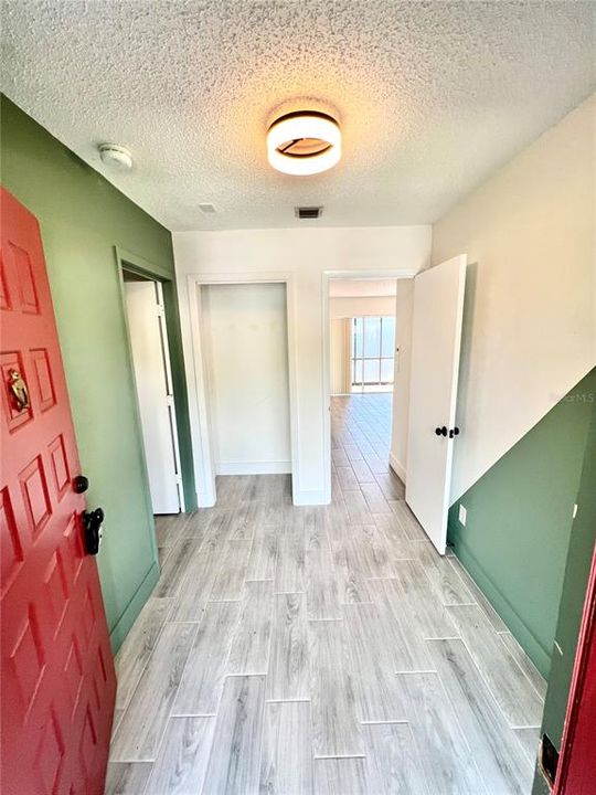 For Rent: $1,900 (2 beds, 2 baths, 1250 Square Feet)