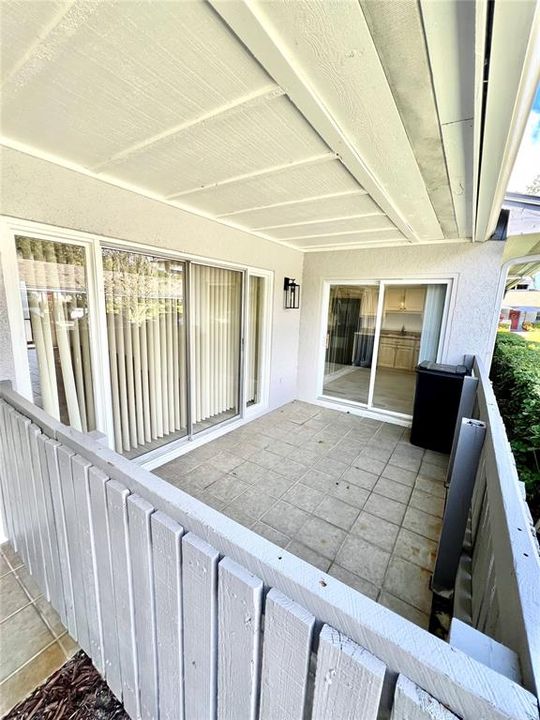 For Rent: $1,900 (2 beds, 2 baths, 1250 Square Feet)