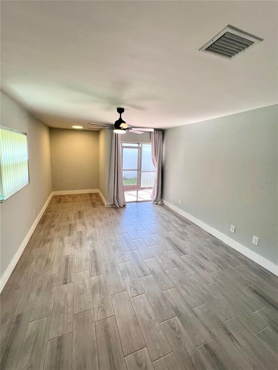 For Rent: $1,900 (2 beds, 2 baths, 1250 Square Feet)