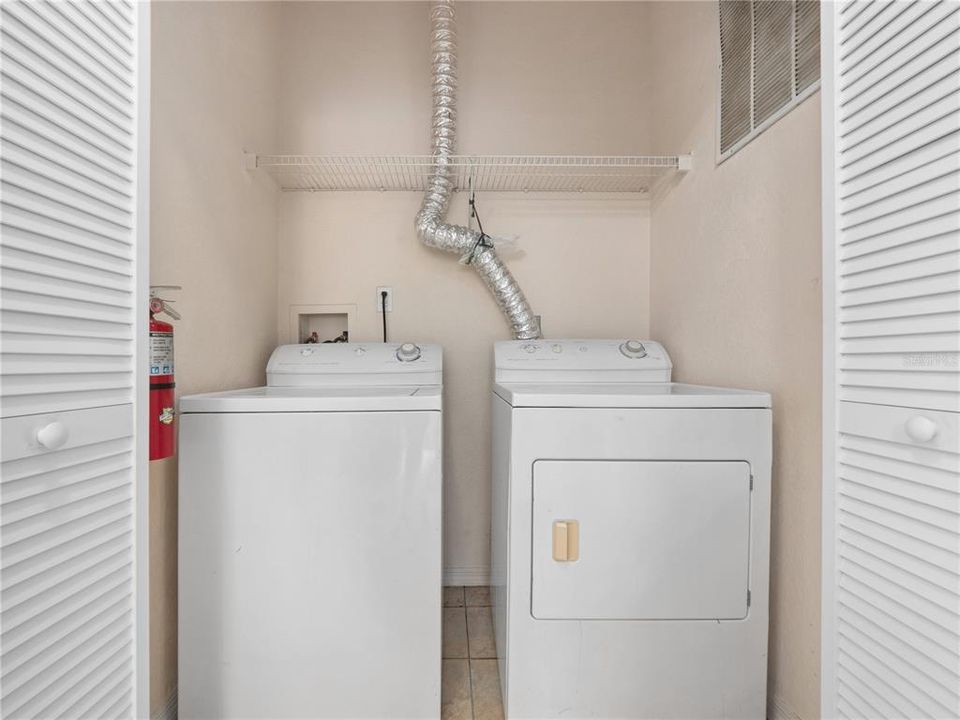 For Sale: $228,900 (2 beds, 2 baths, 1344 Square Feet)