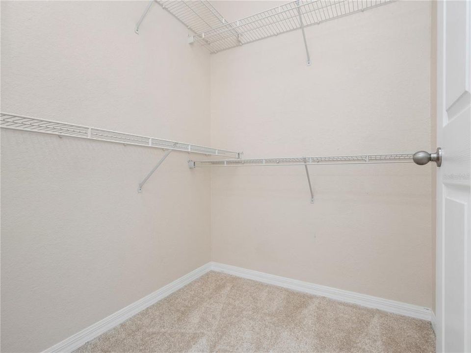 For Sale: $228,900 (2 beds, 2 baths, 1344 Square Feet)