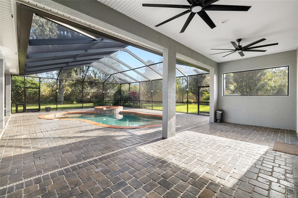 For Sale: $985,000 (5 beds, 3 baths, 3434 Square Feet)