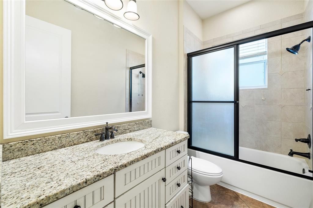 For Sale: $985,000 (5 beds, 3 baths, 3434 Square Feet)