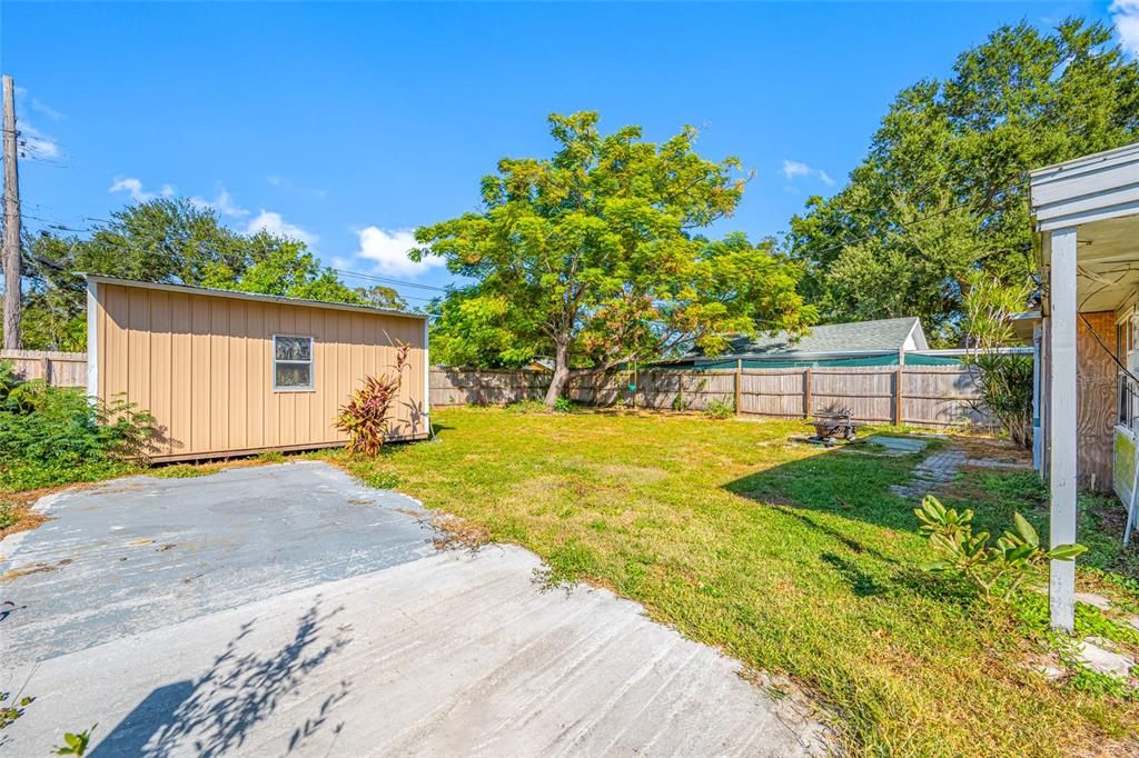 En Venta: $320,000 (0.18 acres)