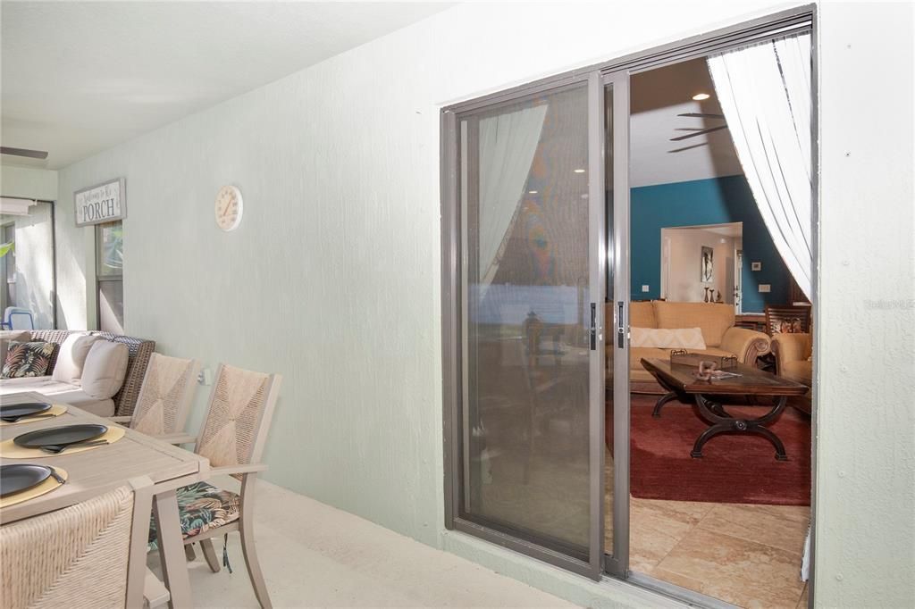 En Venta: $419,000 (3 camas, 2 baños, 1733 Pies cuadrados)