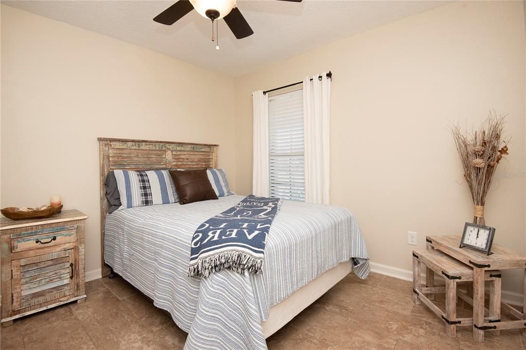 En Venta: $419,000 (3 camas, 2 baños, 1733 Pies cuadrados)