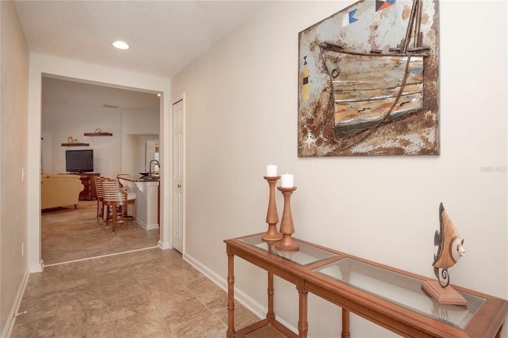 En Venta: $419,000 (3 camas, 2 baños, 1733 Pies cuadrados)