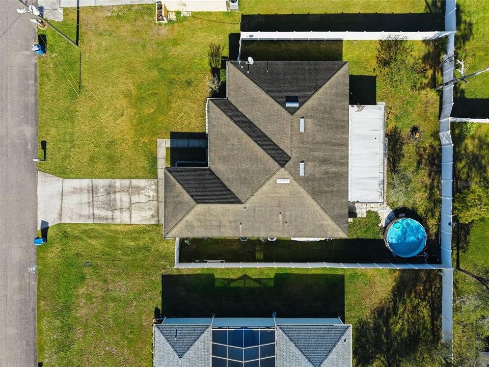 For Sale: $345,000 (3 beds, 2 baths, 2035 Square Feet)