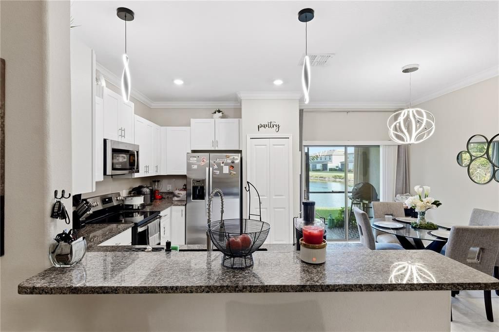 На продажу: $270,000 (3 спален, 2 ванн, 1634 Квадратных фут)