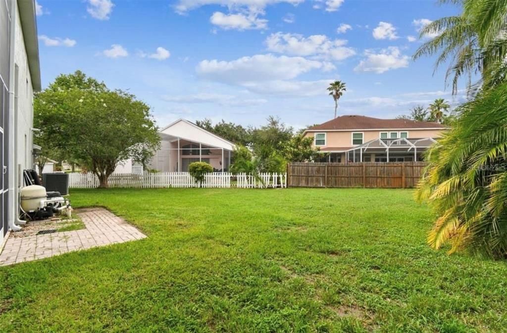 For Rent: $3,995 (4 beds, 3 baths, 2577 Square Feet)