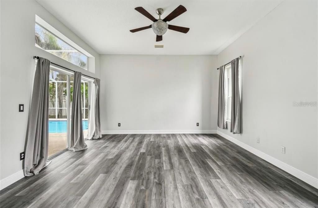 For Rent: $3,995 (4 beds, 3 baths, 2577 Square Feet)