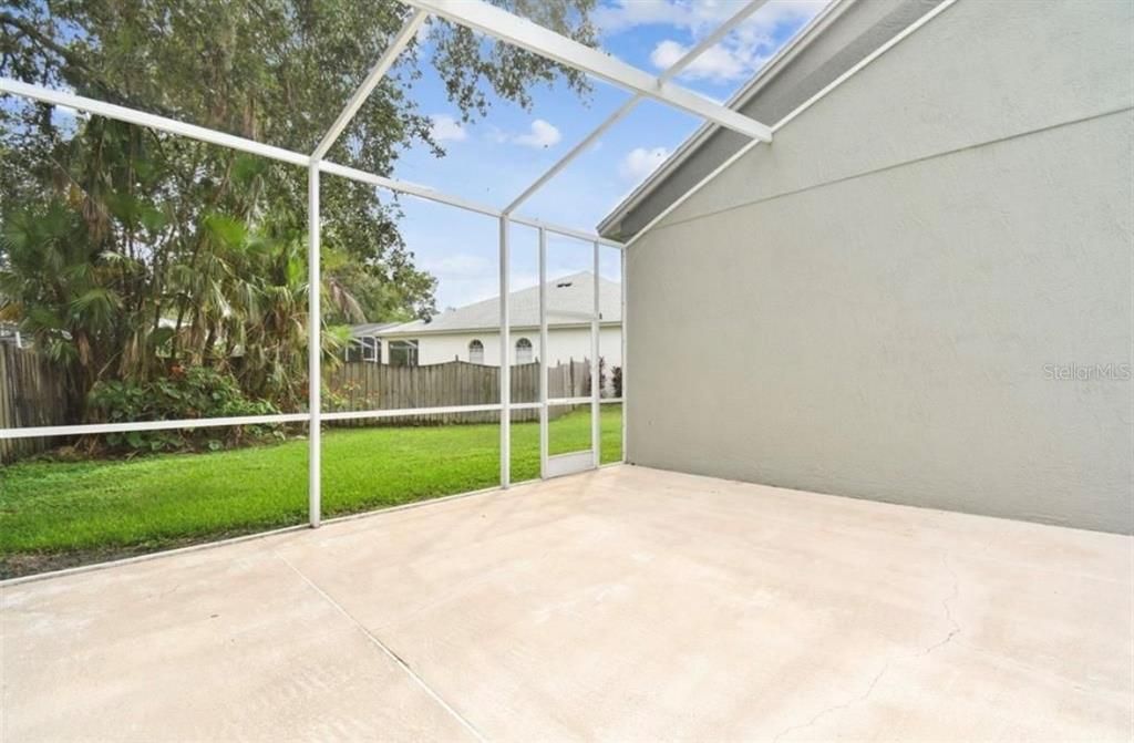 For Rent: $3,995 (4 beds, 3 baths, 2577 Square Feet)