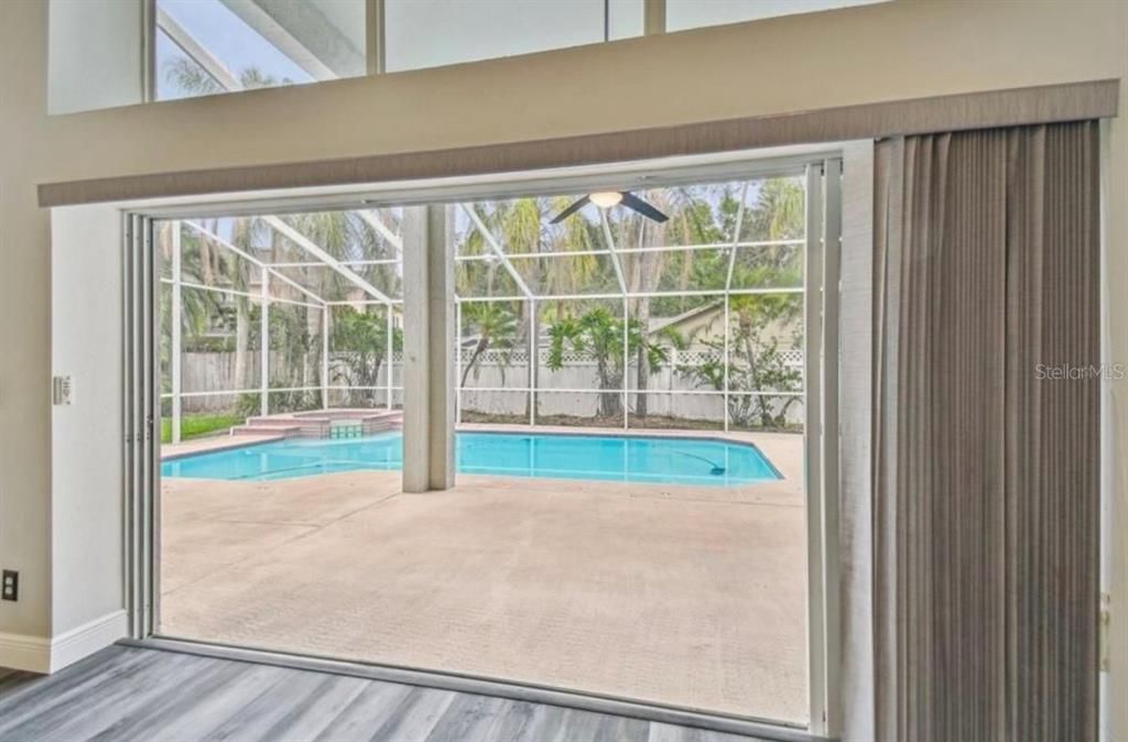 For Rent: $3,995 (4 beds, 3 baths, 2577 Square Feet)