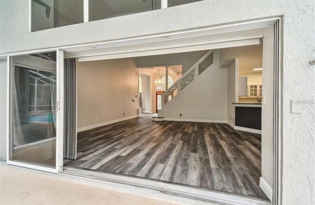 For Rent: $3,995 (4 beds, 3 baths, 2577 Square Feet)