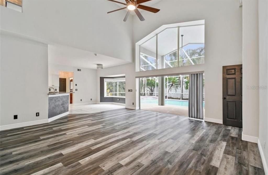 For Rent: $3,995 (4 beds, 3 baths, 2577 Square Feet)