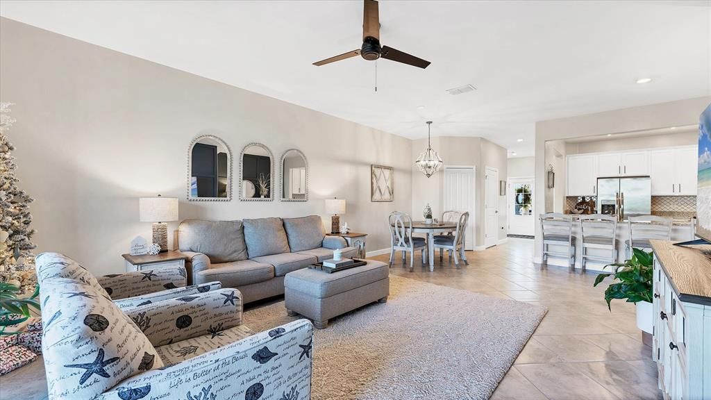 待售: $359,900 (3 贝兹, 2 浴室, 1925 平方英尺)