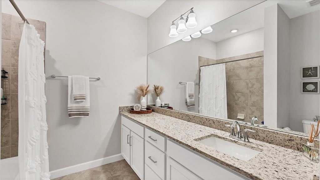 待售: $359,900 (3 贝兹, 2 浴室, 1925 平方英尺)