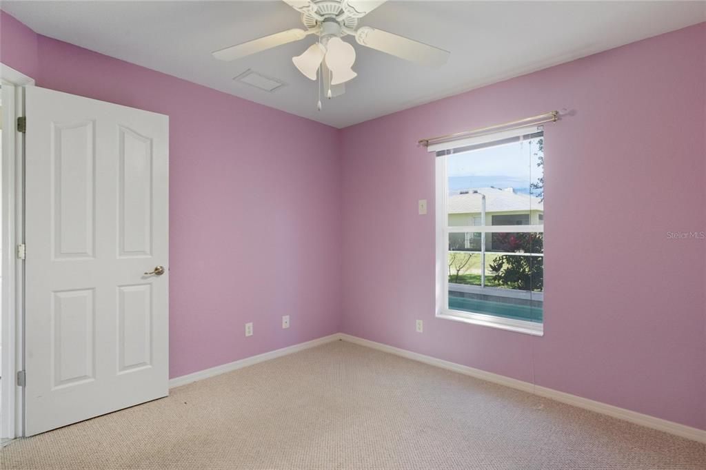 Под контрактом: $299,000 (3 спален, 2 ванн, 1512 Квадратных фут)