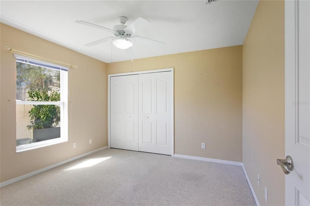 Под контрактом: $299,000 (3 спален, 2 ванн, 1512 Квадратных фут)