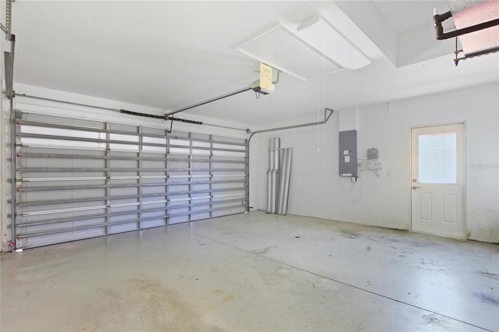 Под контрактом: $299,000 (3 спален, 2 ванн, 1512 Квадратных фут)