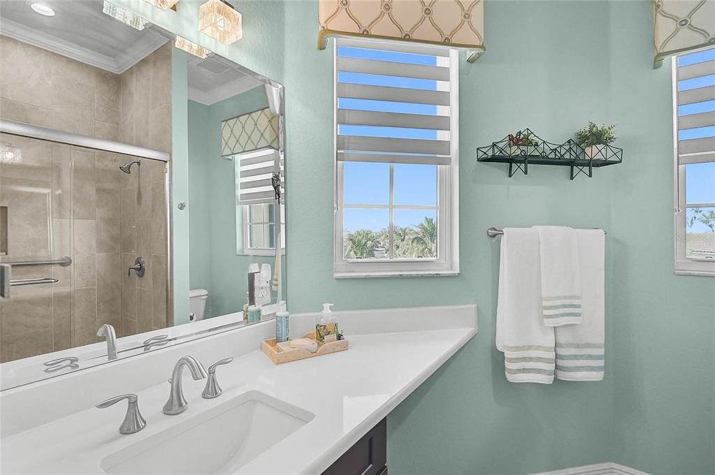 En Venta: $1,950,000 (3 camas, 3 baños, 3219 Pies cuadrados)