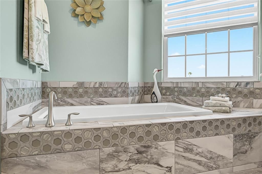 En Venta: $1,950,000 (3 camas, 3 baños, 3219 Pies cuadrados)